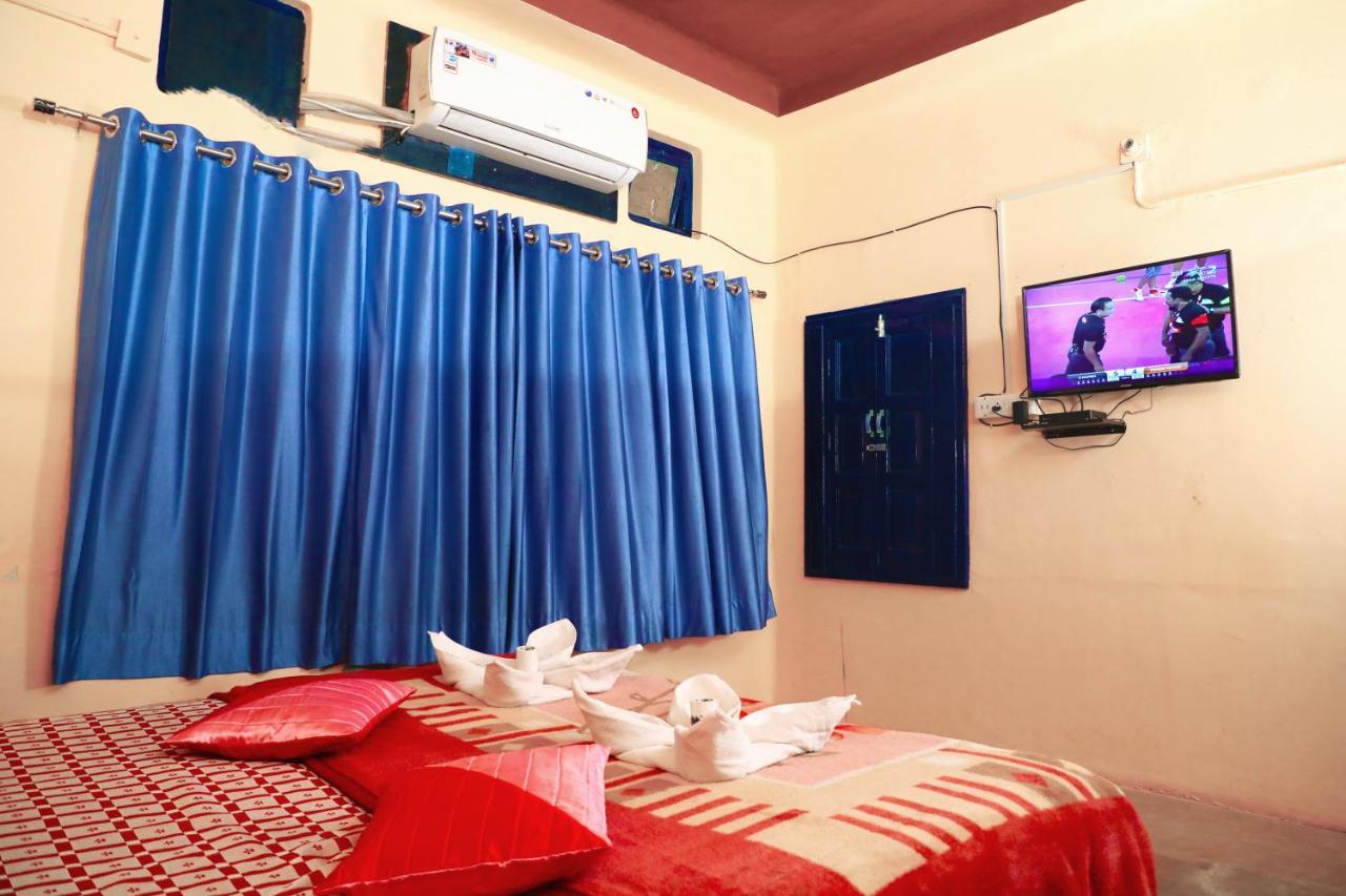 Travellers House Jodhpur Hostel Джодпур Екстериор снимка