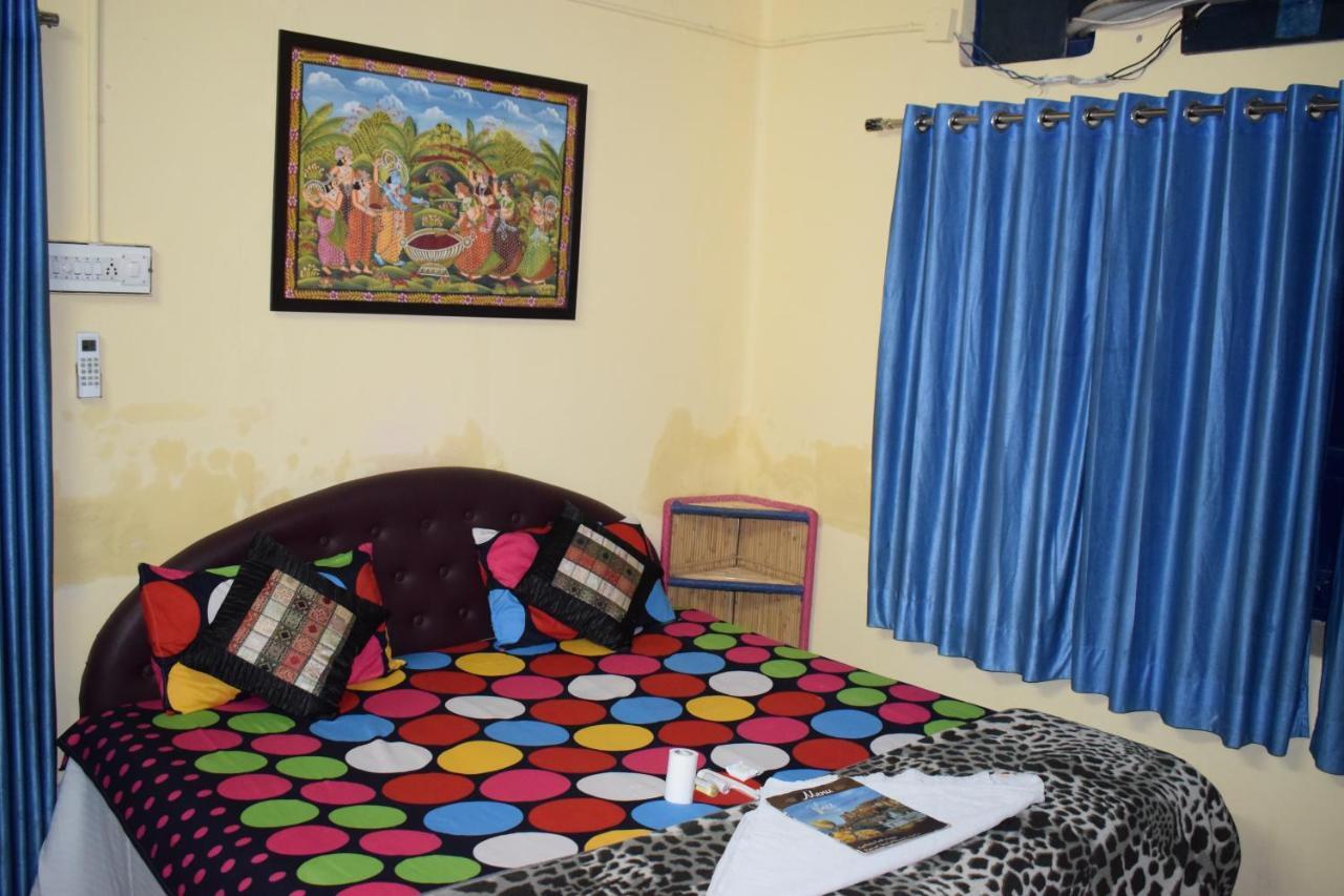 Travellers House Jodhpur Hostel Джодпур Екстериор снимка
